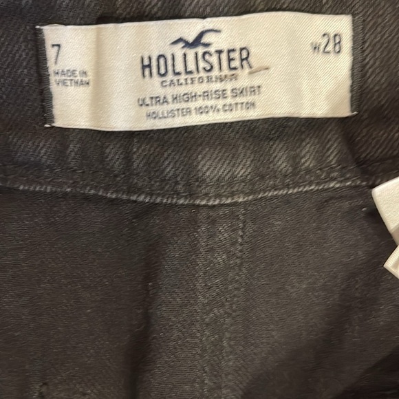 Hollister black size 28 raw hem mini skirt with pockets, front zip and buttons - Picture 4 of 8